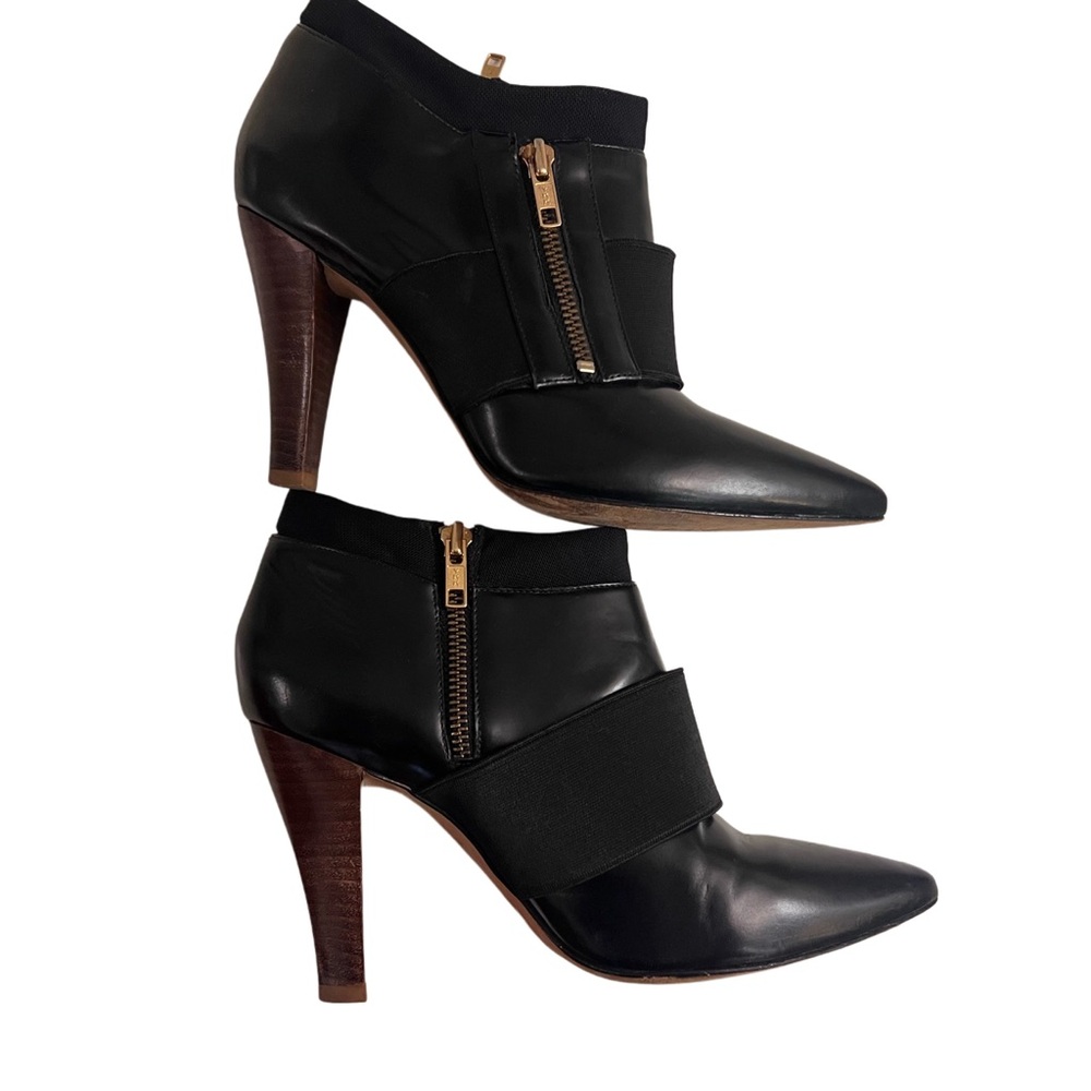 DKNY Black Pointed Toe Zip Up Leather Heels Booties